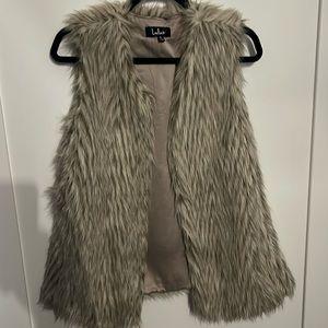 Lulus vest- shag look